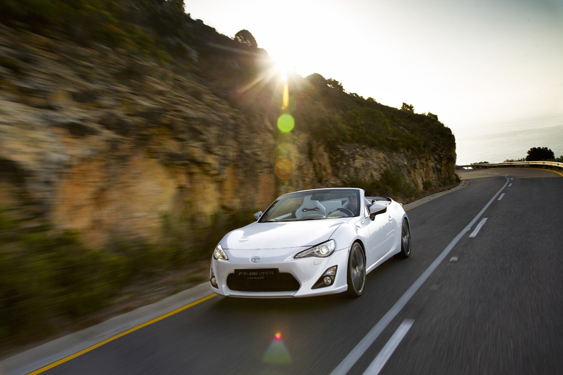 Toyota FT-86 Open: kabriolet dla przyjemności - zdjęcia