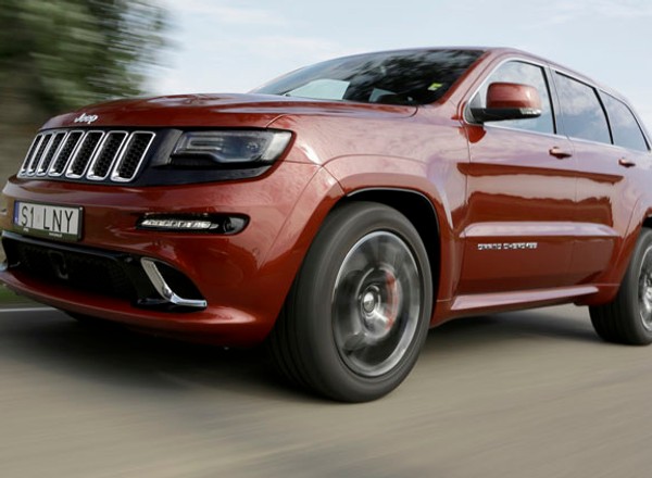 Jeep Grand Cherokee SRT - duży i ciężki, ale bojowo nastawiony
