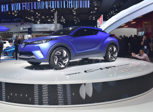 Paryż 2014: Toyota C-HR, czyli kosmiczny crossover
