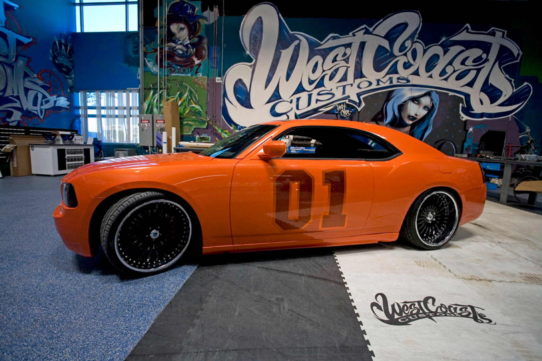 Jak pracuje West Coast Customs?