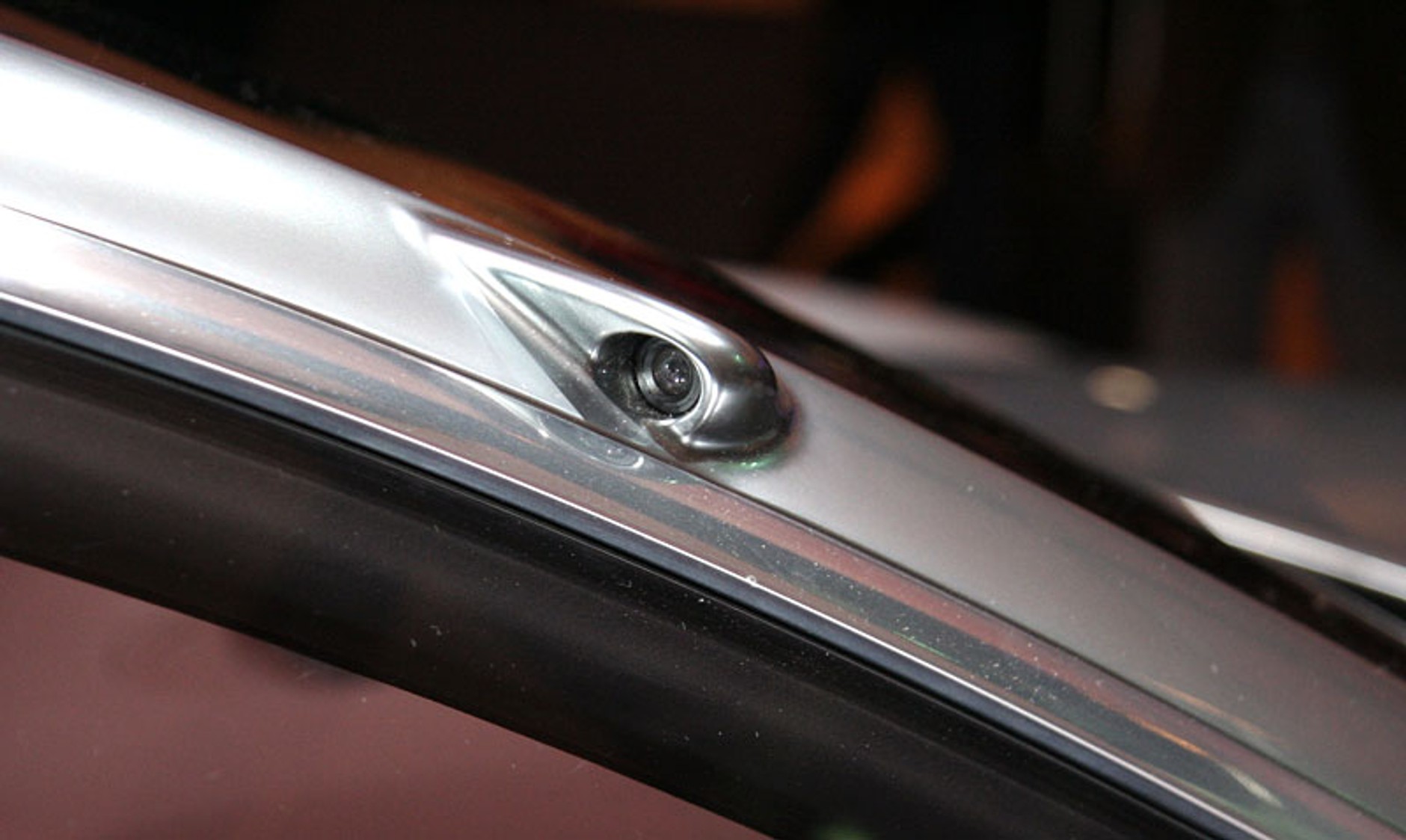 Genewa 2009: Infiniti Essence Concept (fotogaleria)