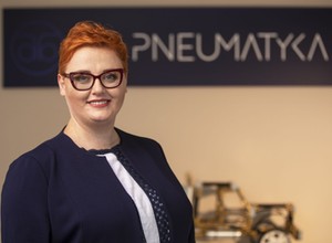 Wyrzuconemu z pracy ojcu przyśniło się rozwiązanie, które córka zmieniła w globalny biznes. Bez tej Polki nie zahamuje dziś żadna ciężarówka na świecie