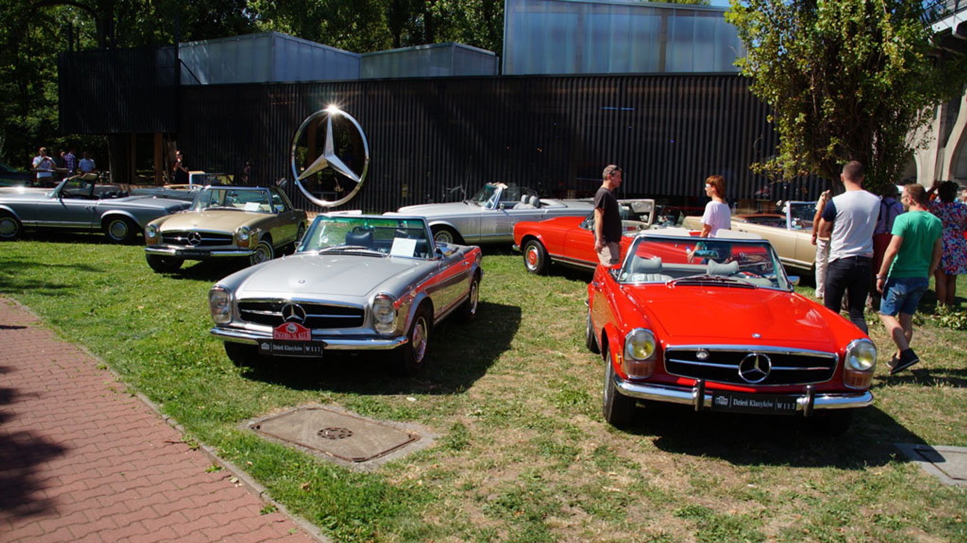 Dzień Klasyków w Stacji Mercedes na warszawskim Powiślu (2.08.2015 r.)