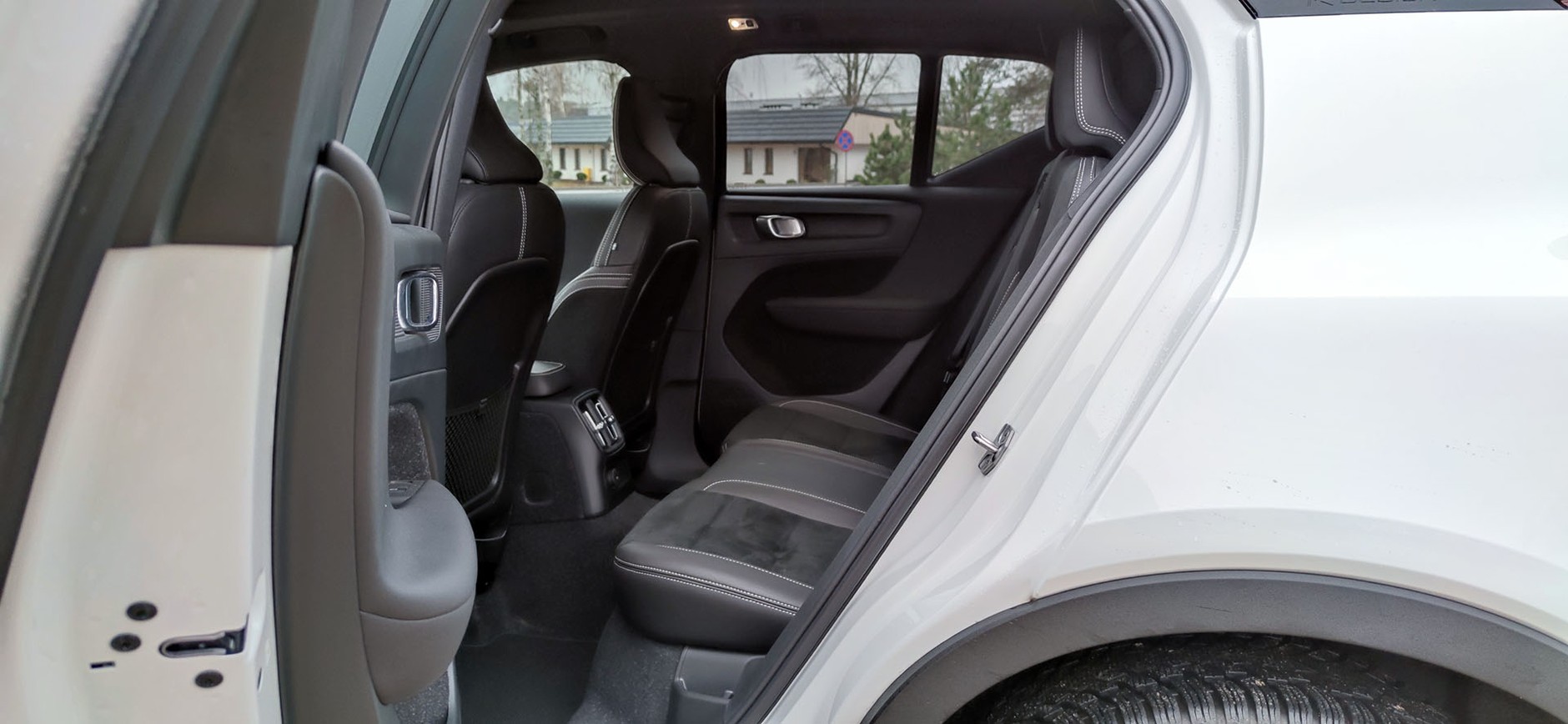 Volvo XC40 T5 Recharge – samochód elektryczny na żądanie