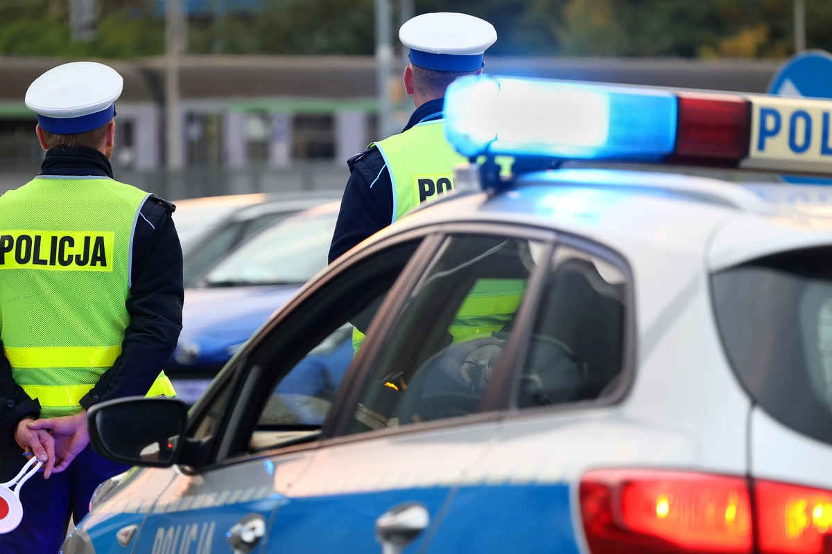 Ile czasu po wypiciu można prowadzić auto? Zwykle dużo później, niż kierowca myśli