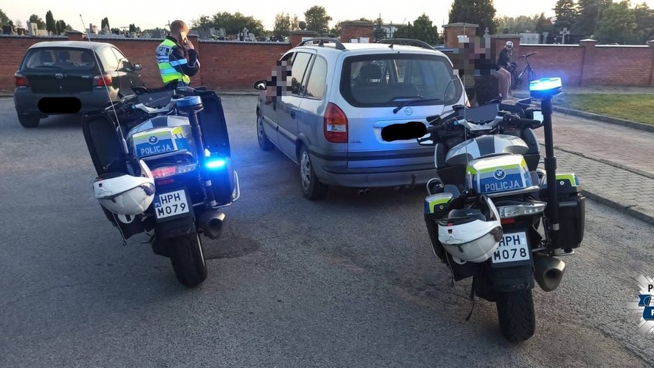 Obraz pochodzący z serwisu https://mazowiecka.policja.gov.pl/wra/aktualnosci/98717,Ponad-3-promile-i-dozywotni-zakaz-kierowania.html