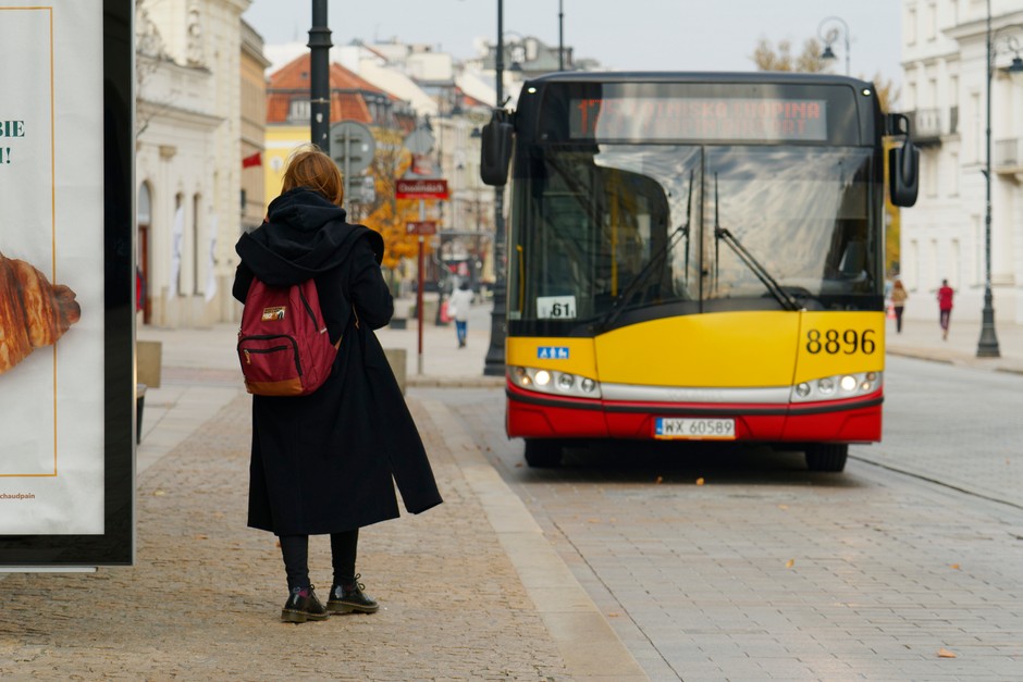 Autobusy i tramwaje zostaną skierowane na objazdy (zdj. poglądowe)