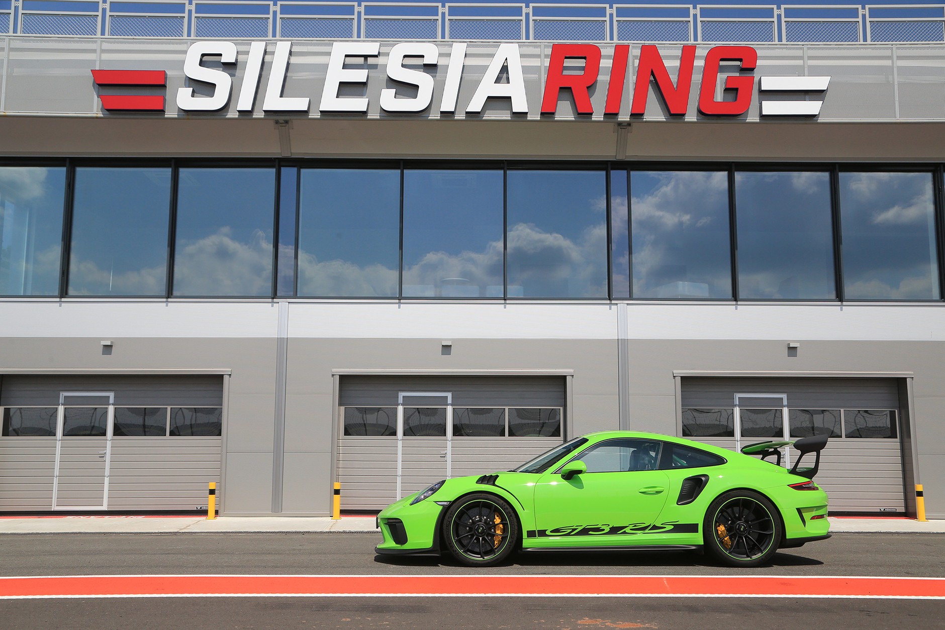 Porsche 911 GT3 RS - czysty obłęd