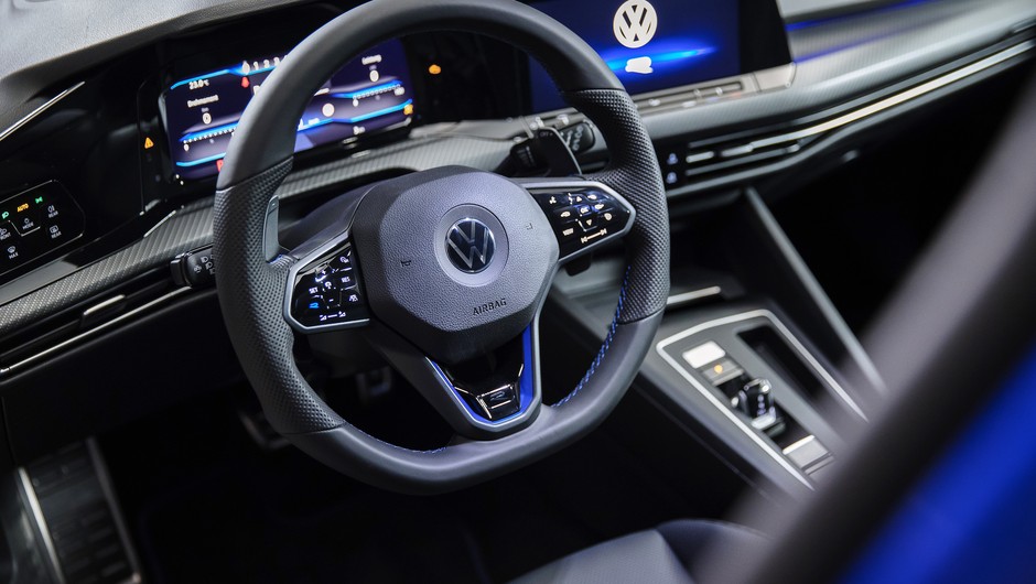 Volkswagen Golf R