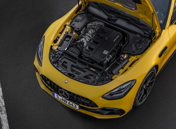 Takie czasy. Mercedes-AMG GT Coupé z silnikiem 2.0