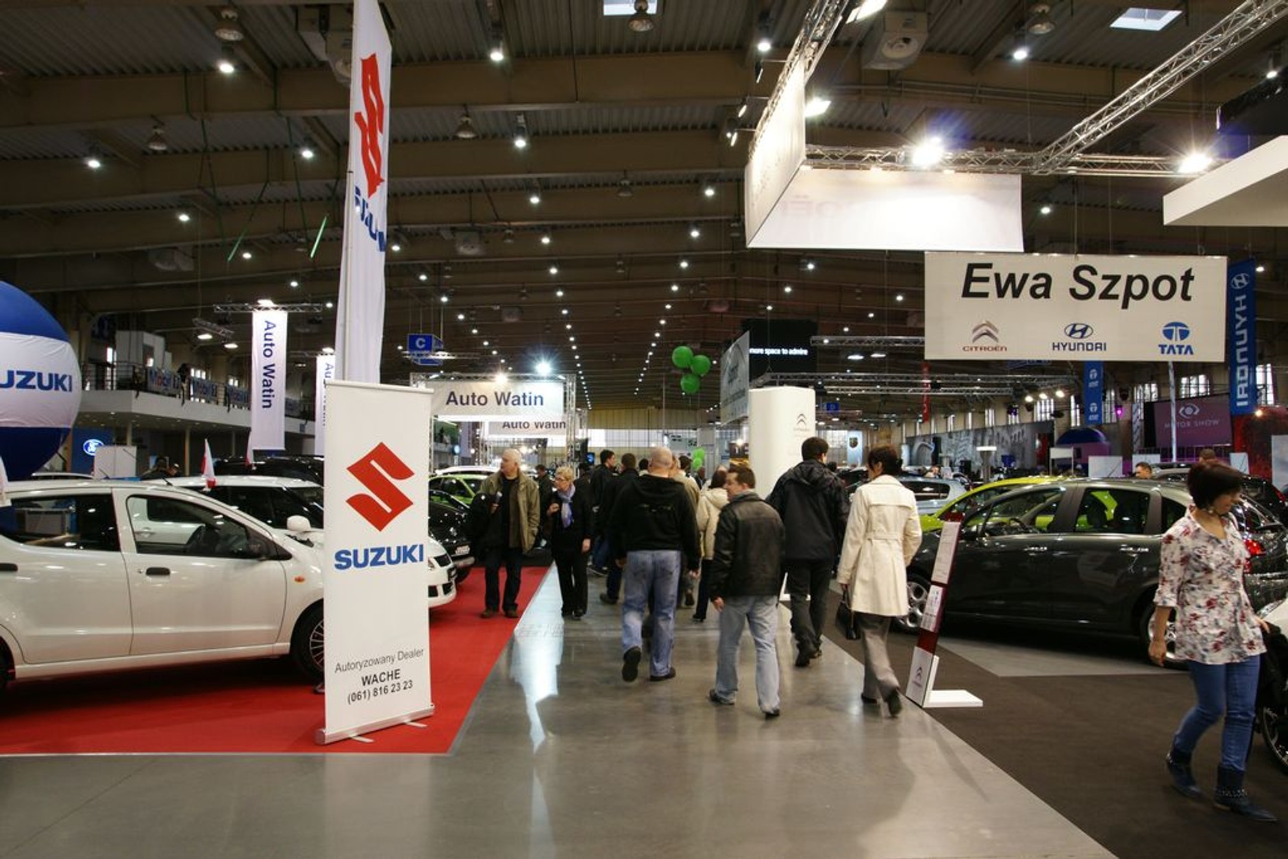 Poznań Motor Show 2010: honor uratowali dilerzy (galeria)