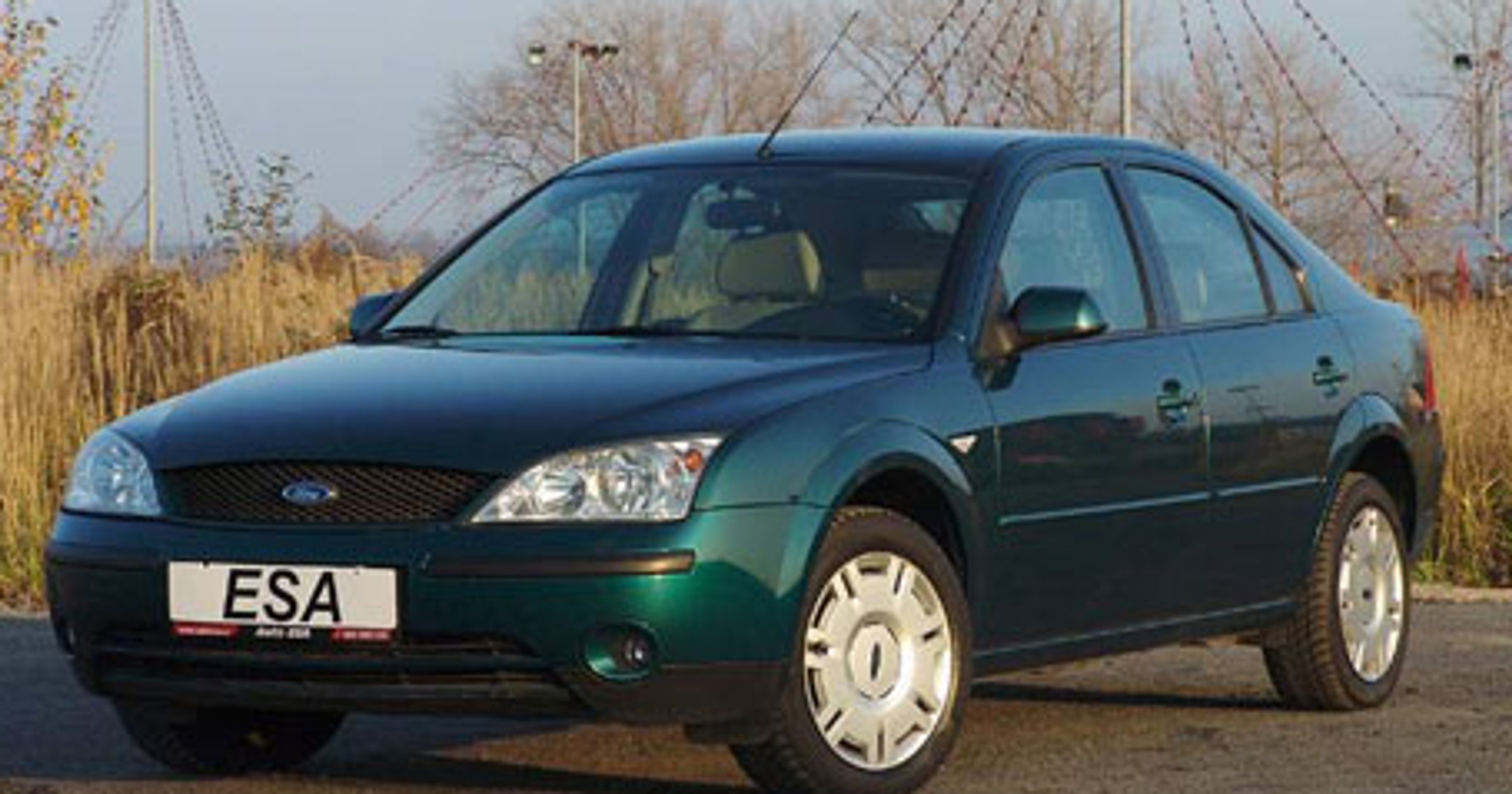 Ford Mondeo (2000-2006) - czarny koń