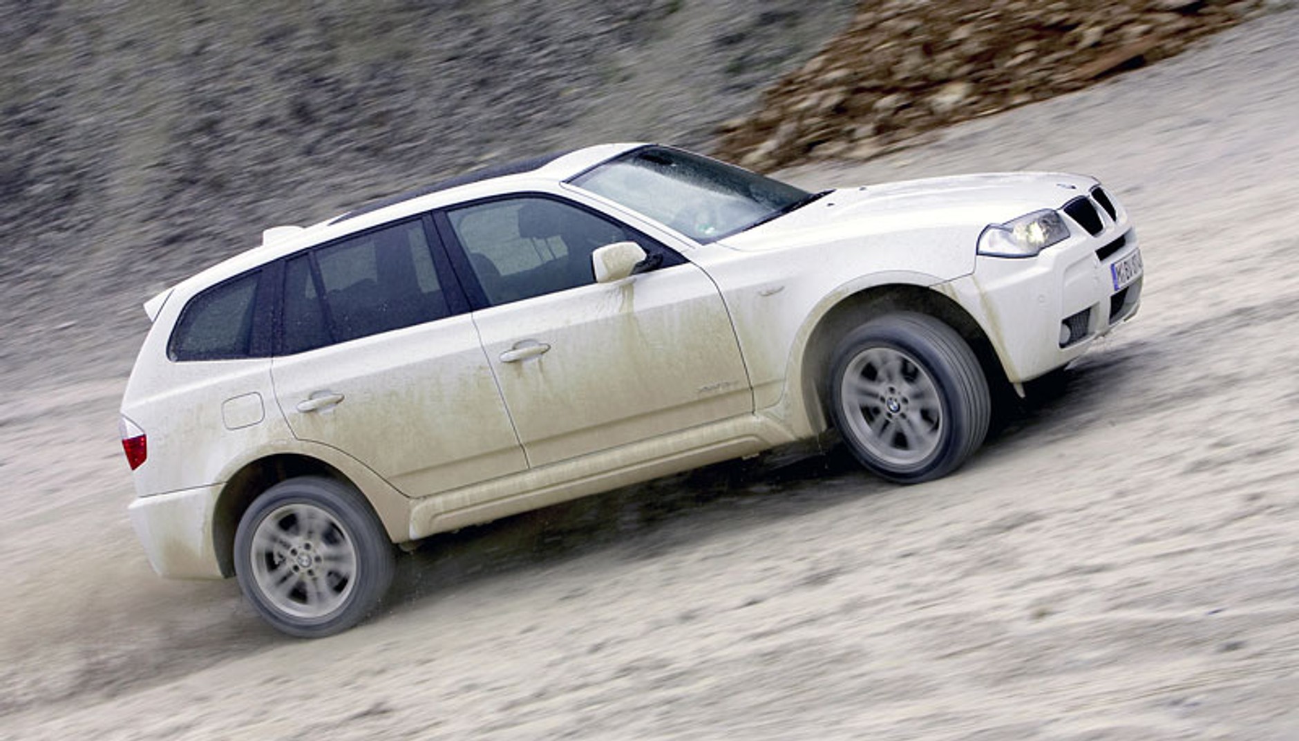 BMW X3 xDrive18d: nowy silnik wysokoprężny