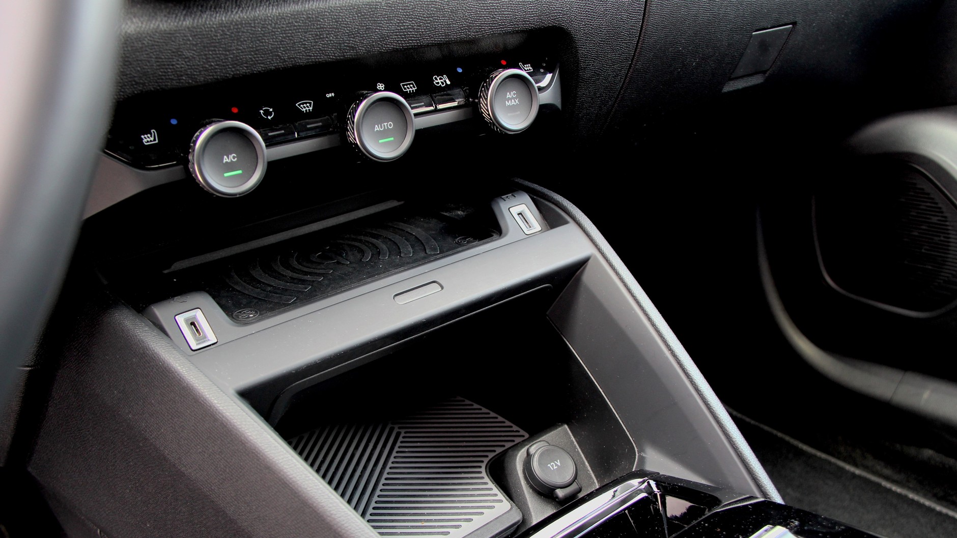 Citroen C4 Hybrid Max