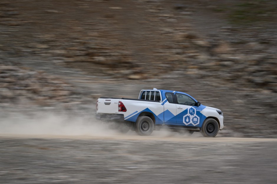 Prototyp Toyoty Hilux H2 (FCEV)