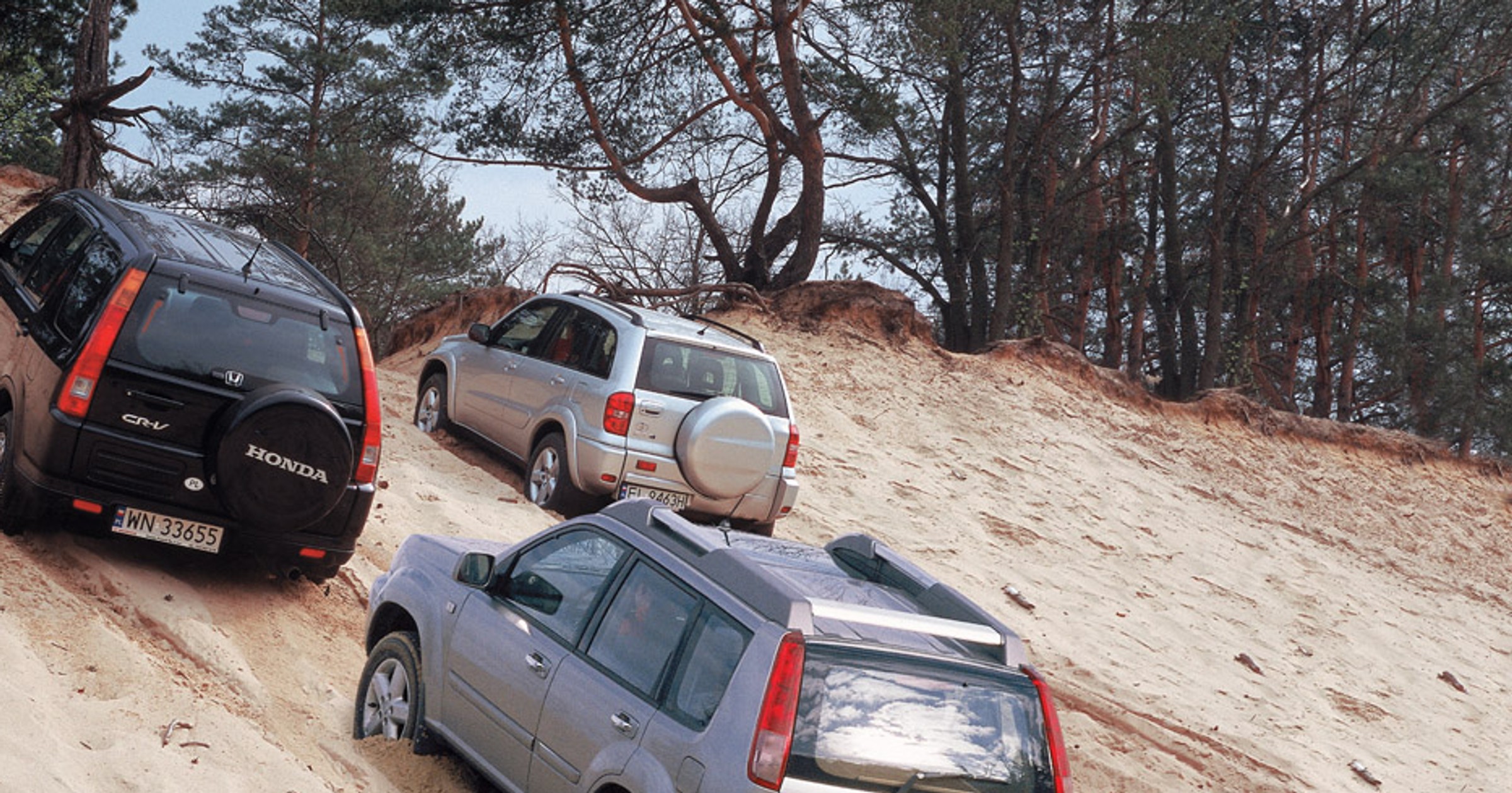 Honda CR-V kontra Nissan X-Trail i Toyota RAV4: pojedynek na szczycie