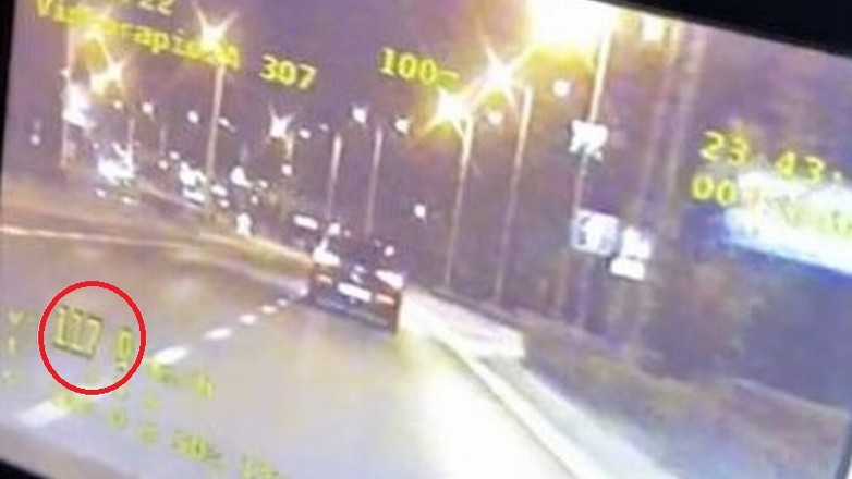 Młoda dziewczyna próbowała ścigać się z policyjnym BMW