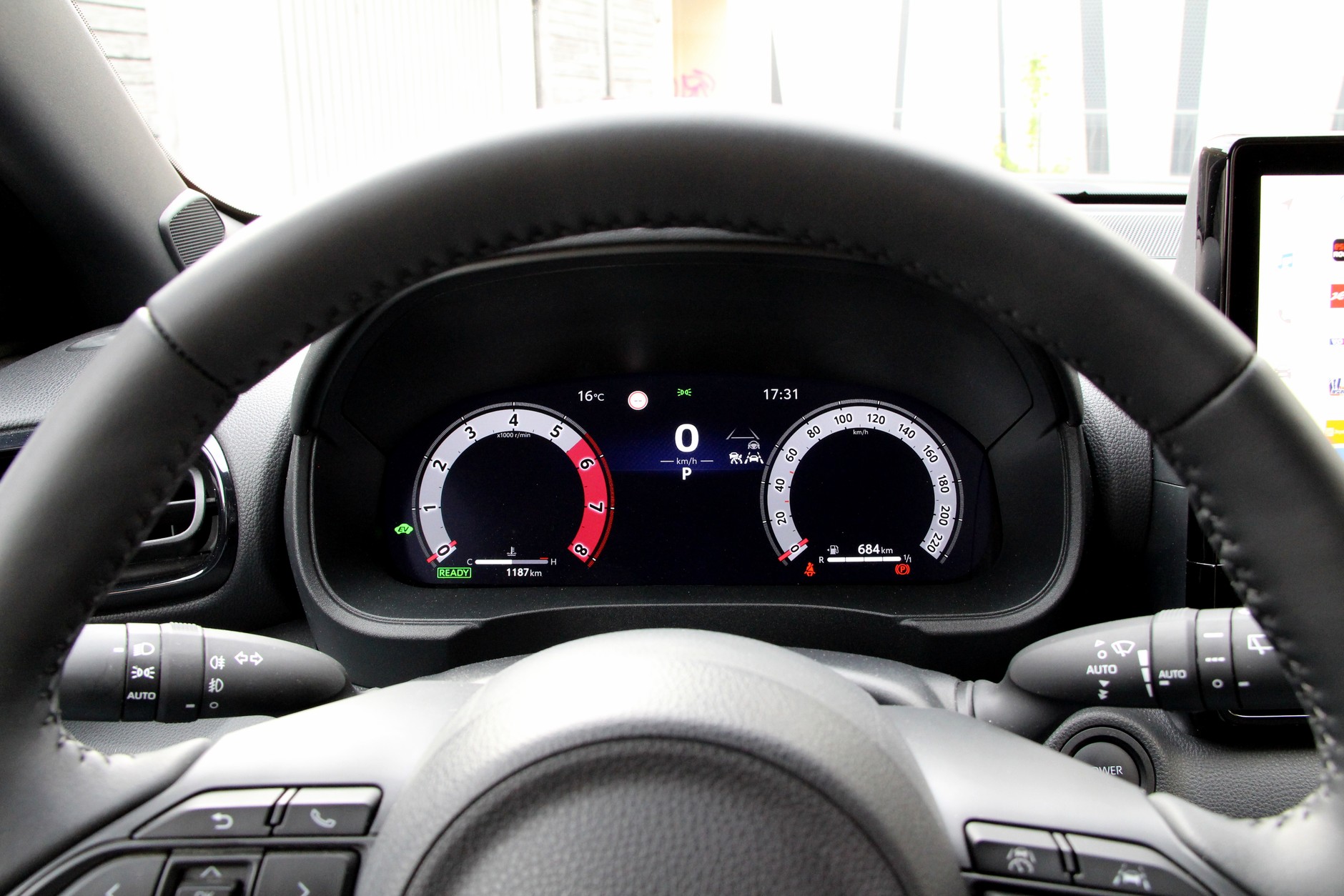 Mazda2 Hybrid Homura Plus