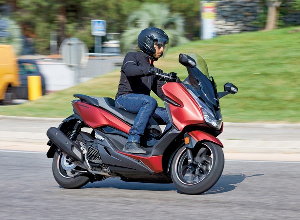 Samodzielny przegląd 125-tki. To możesz zrobić samemu przy skuterze i motocyklu!