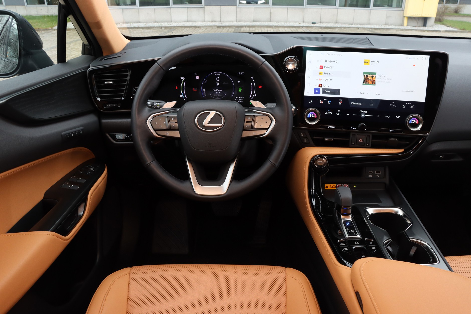 Lexus NX 450h+