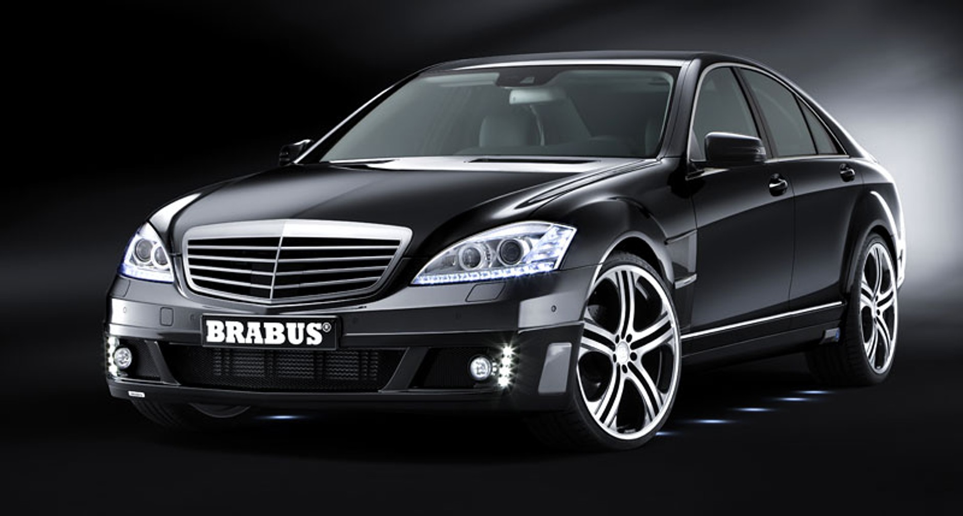 Brabus SV12 – pełen obłęd