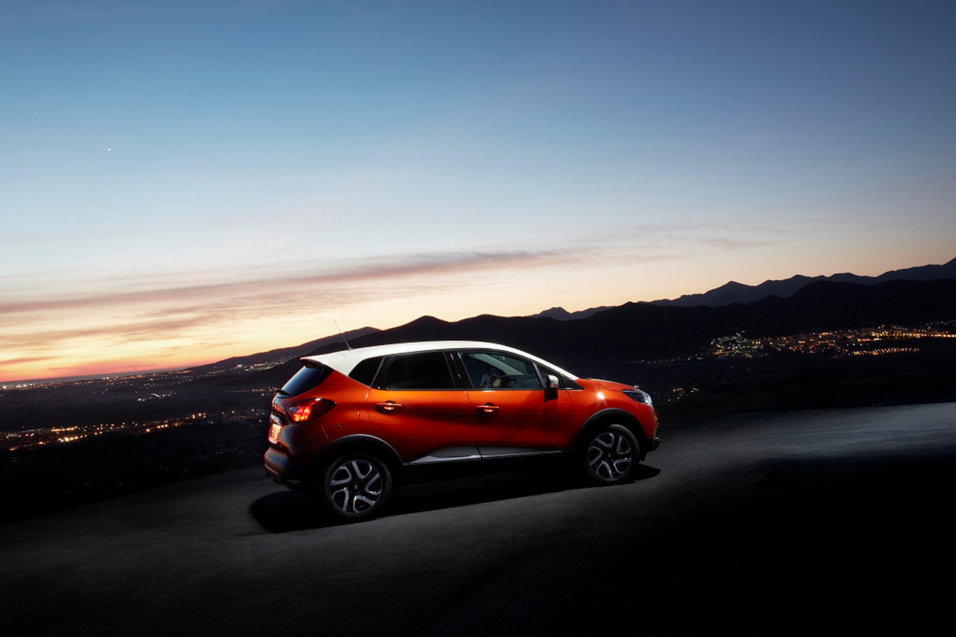 Renault Captur: większe Clio