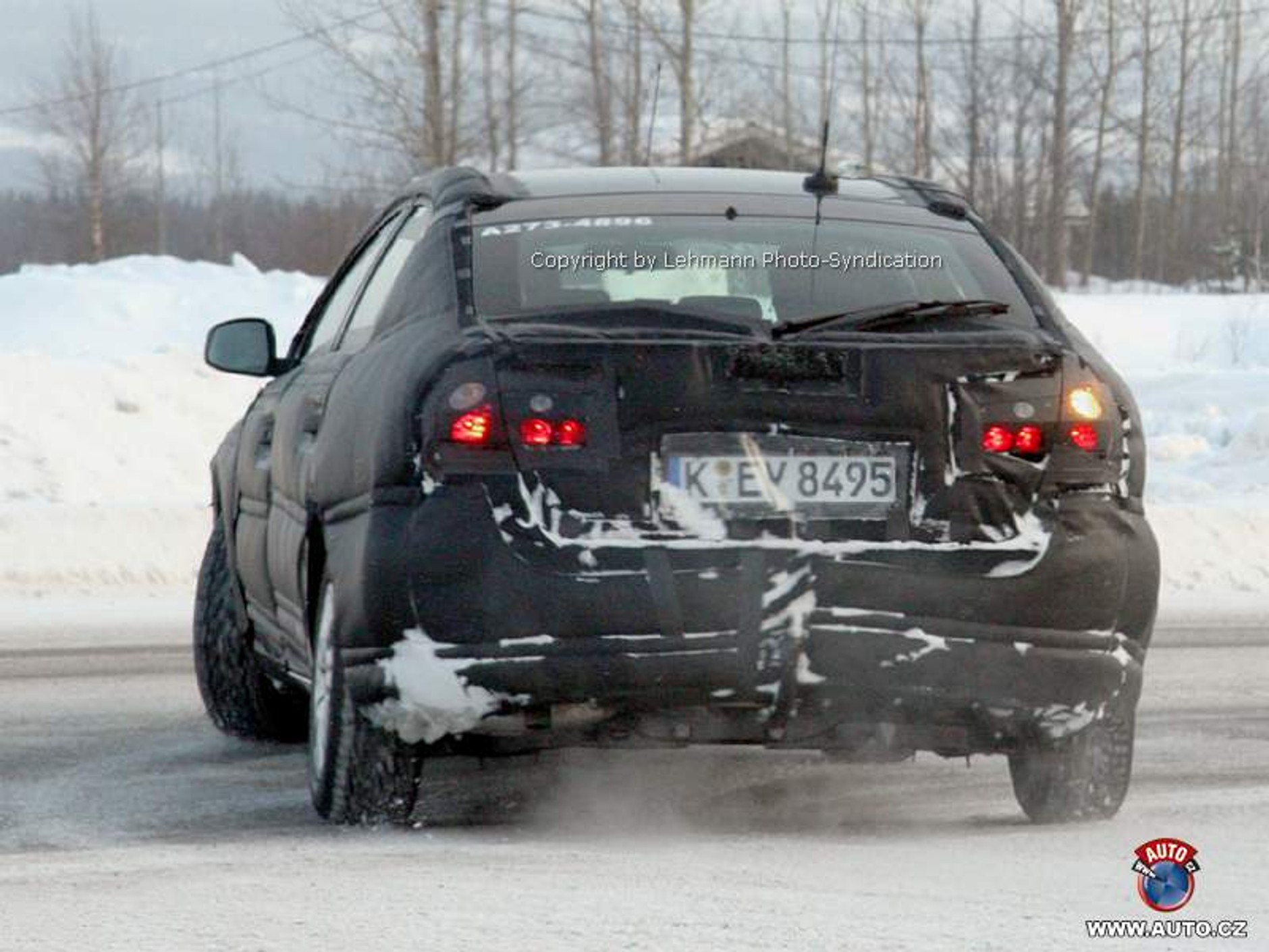 Zdjęcia szpiegowskie: nowy Ford Mondeo