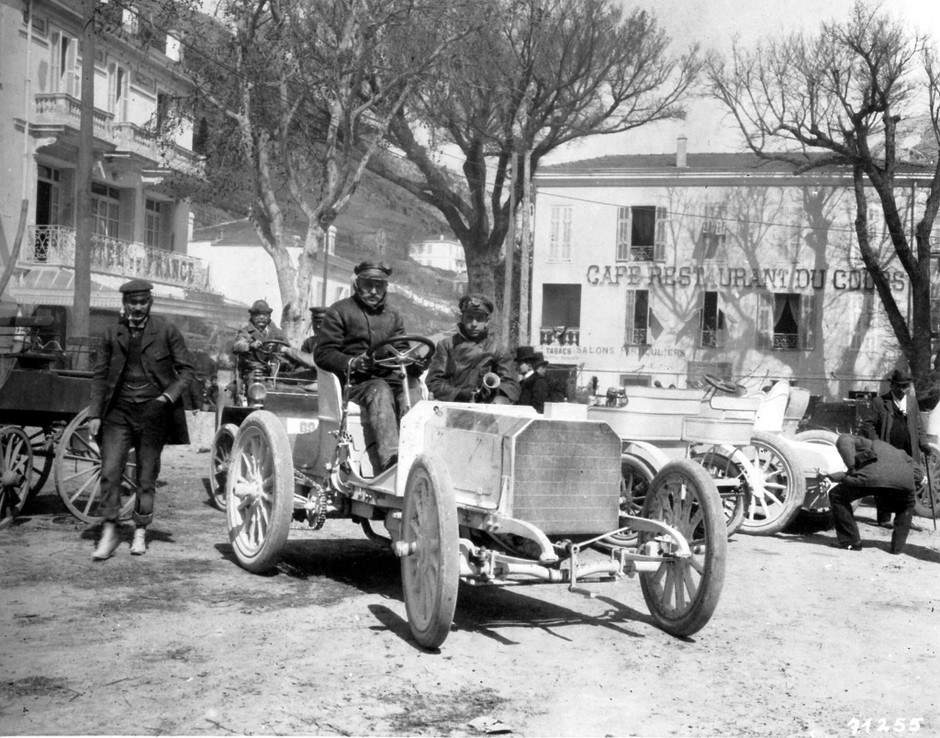 Mercedes
