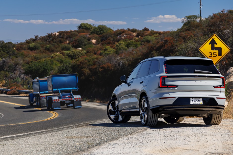 Volvo EX90