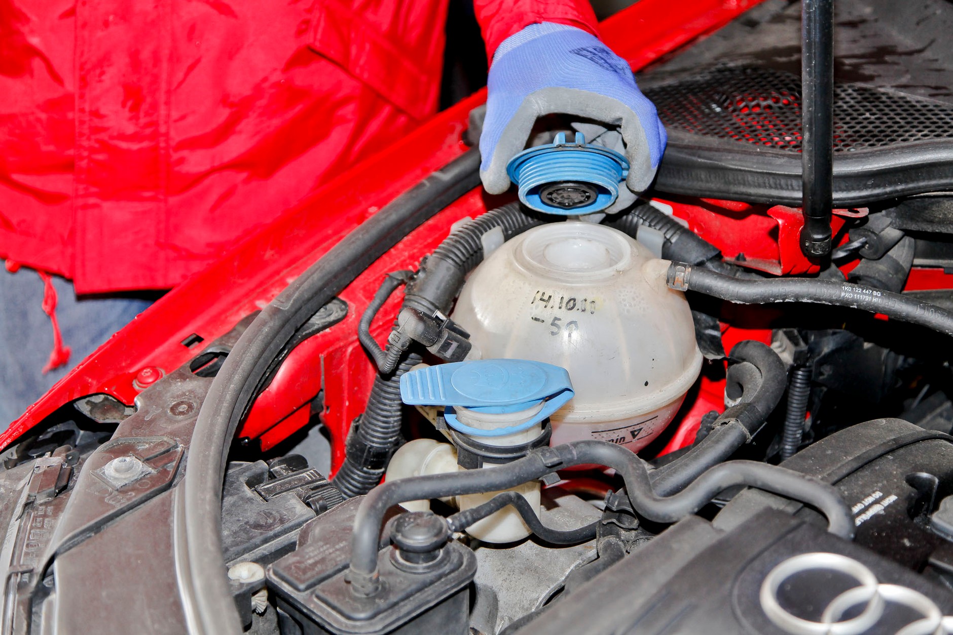 Które objawy świadczą o przepalonej uszczelce, a które łatwo z nimi pomylić?