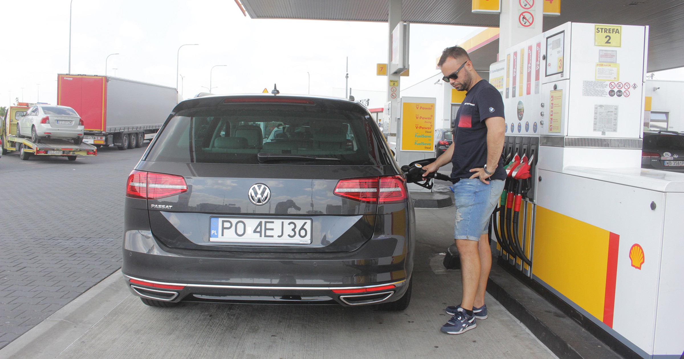 Drogo, drożej, stacje przy autostradzie!