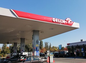 Zaczyna brakować paliwa na stacjach? Orlen komentuje zarzuty