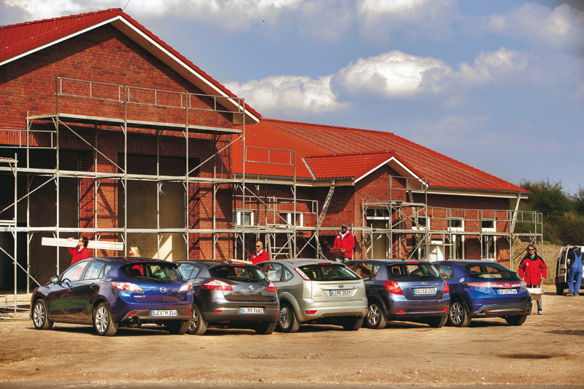 Szukamy kompaktu na którym rodzina będzie najbardziej polegać - Mazda 3 kontra Renault Megane, Ford Focus, Kia ceed i Honda Civic