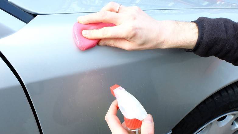 Gładki lakier bez polerki - glinkowanie nadwozia