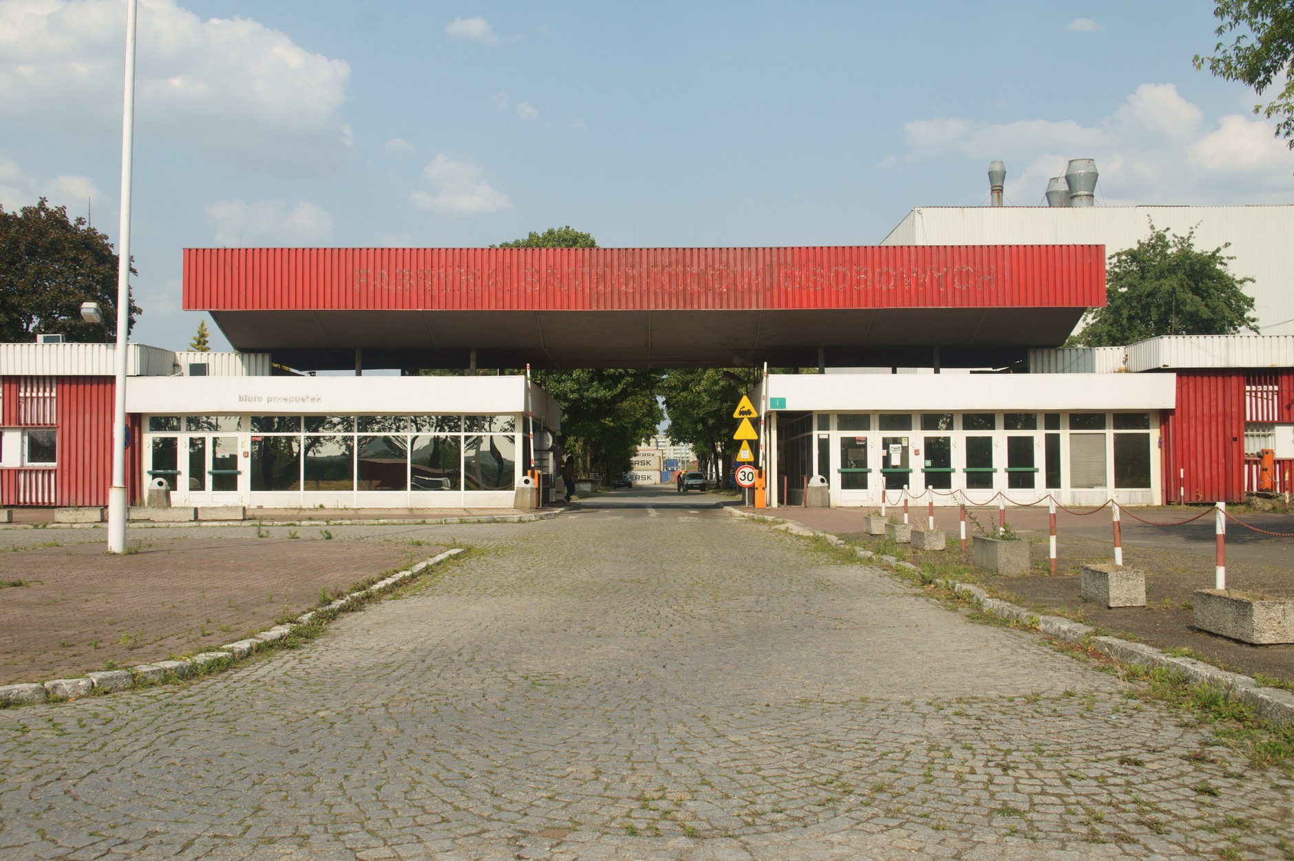 "Goła" brama FSO na Żeraniu w Warszawie