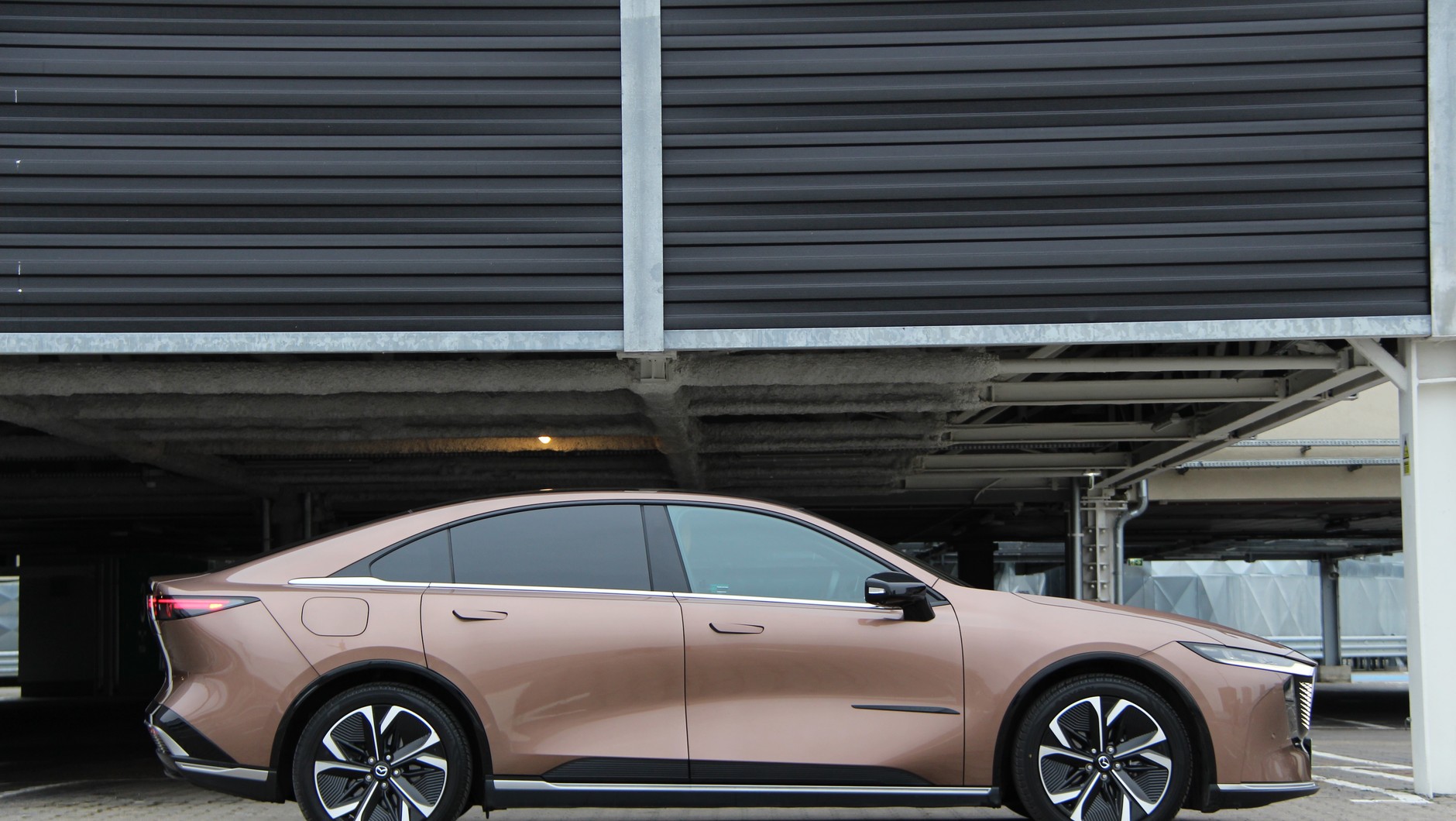 Mazda 6e Takumi Plus