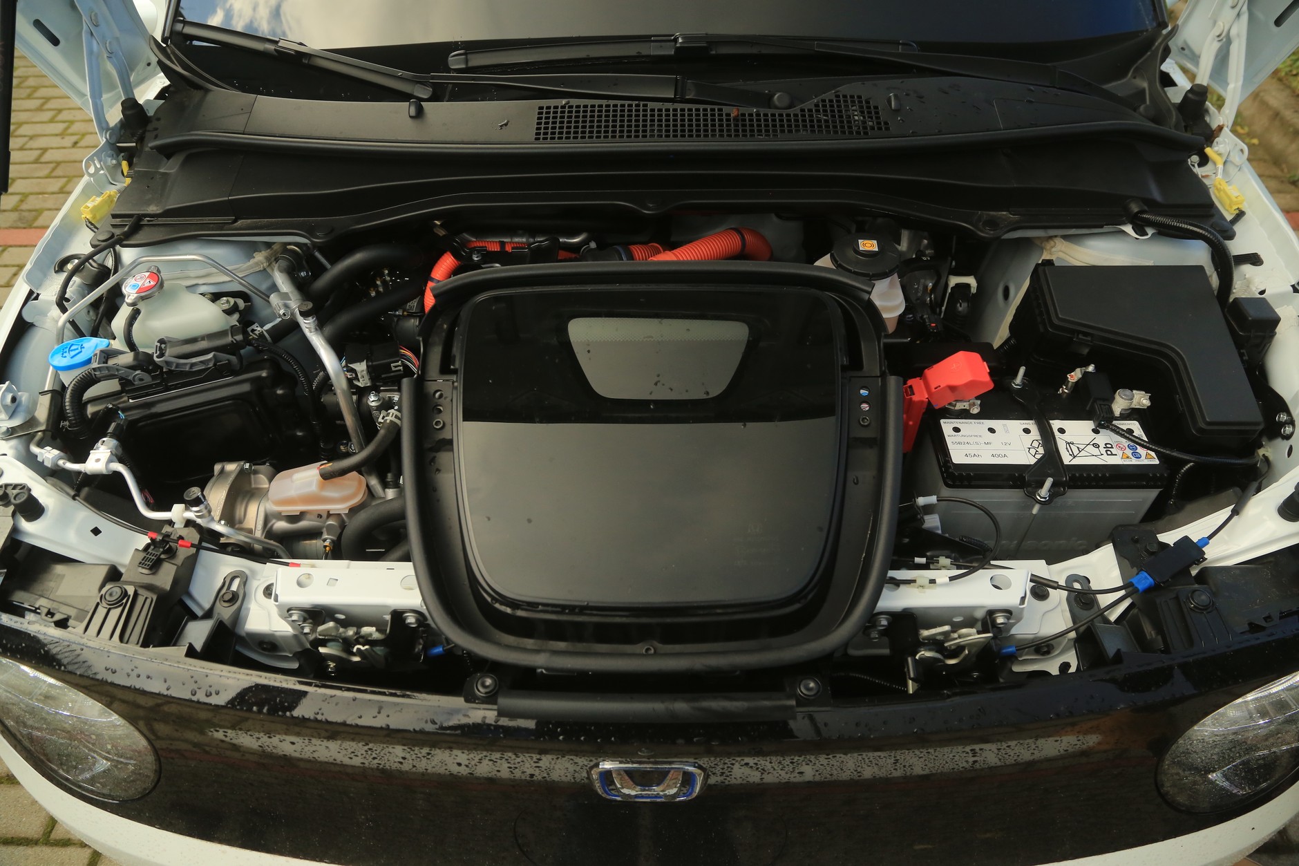 Honda e