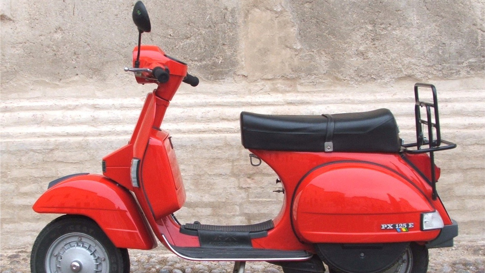 Piaggio Vespa PX125E