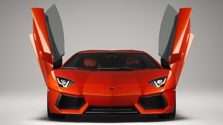 Lamborghini Aventador LP700-4