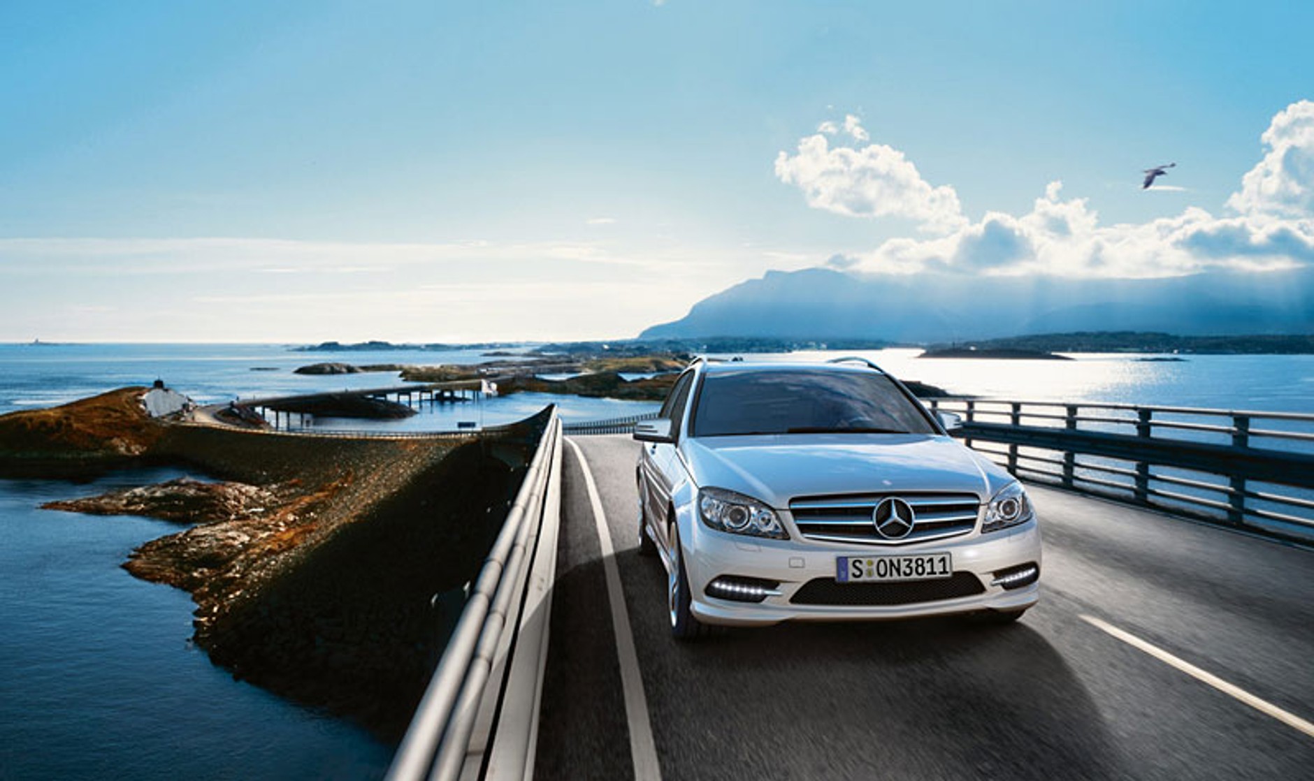 Mercedes-Benz C-Klasa 2010: pierwsze zdjęcia przed planowanym terminem