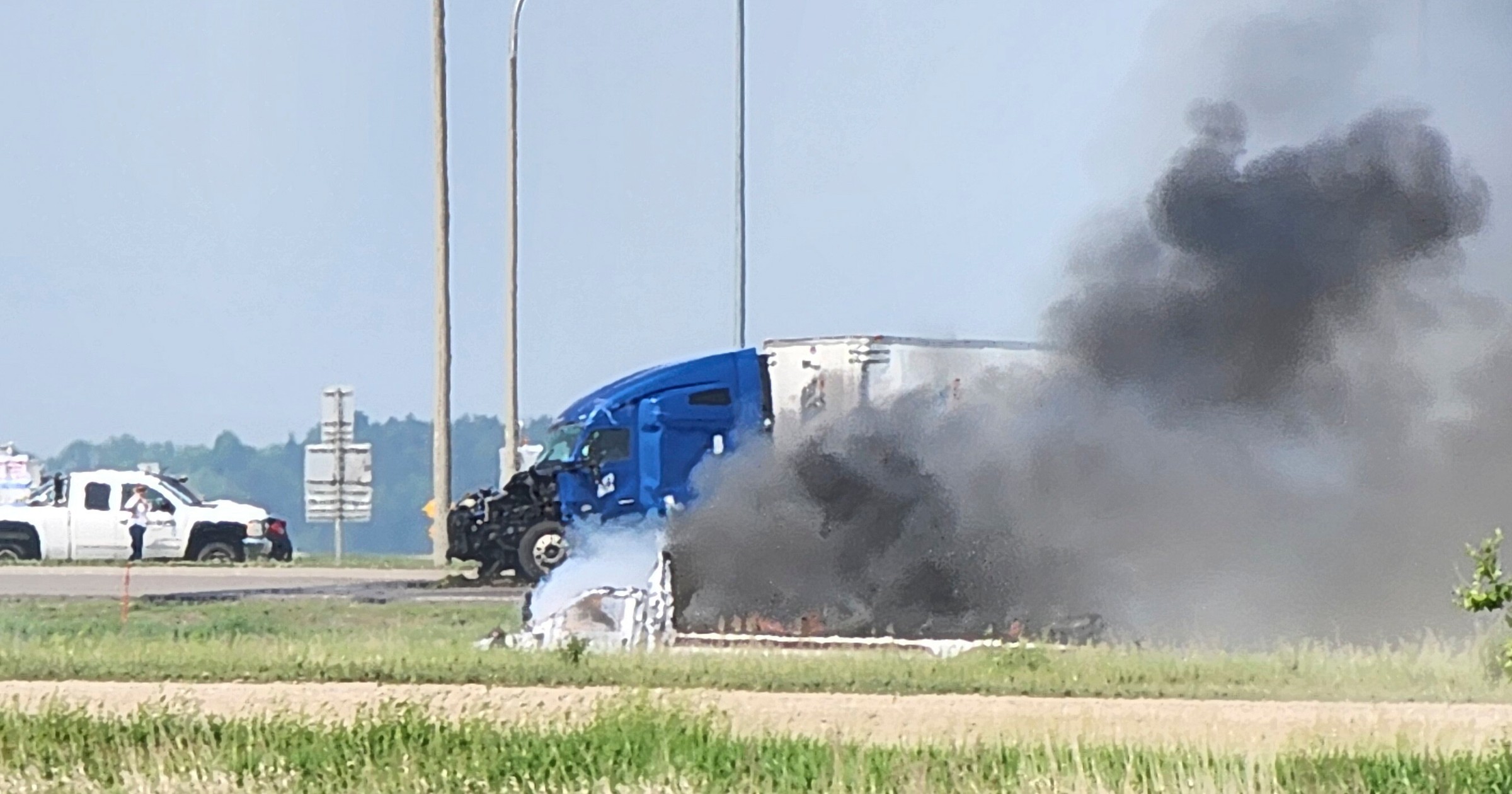 W Kanadzie ciężarówka zderzyła się z minibusem