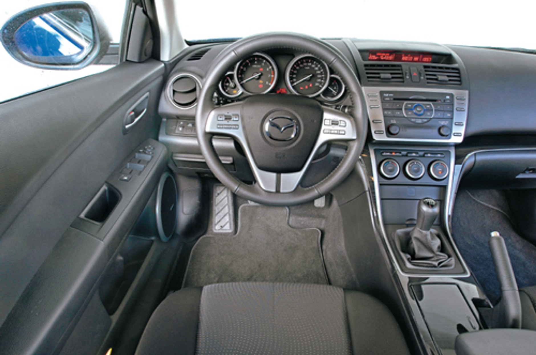 Nowa Mazda 6 - Superbryka czy przeciętniak?