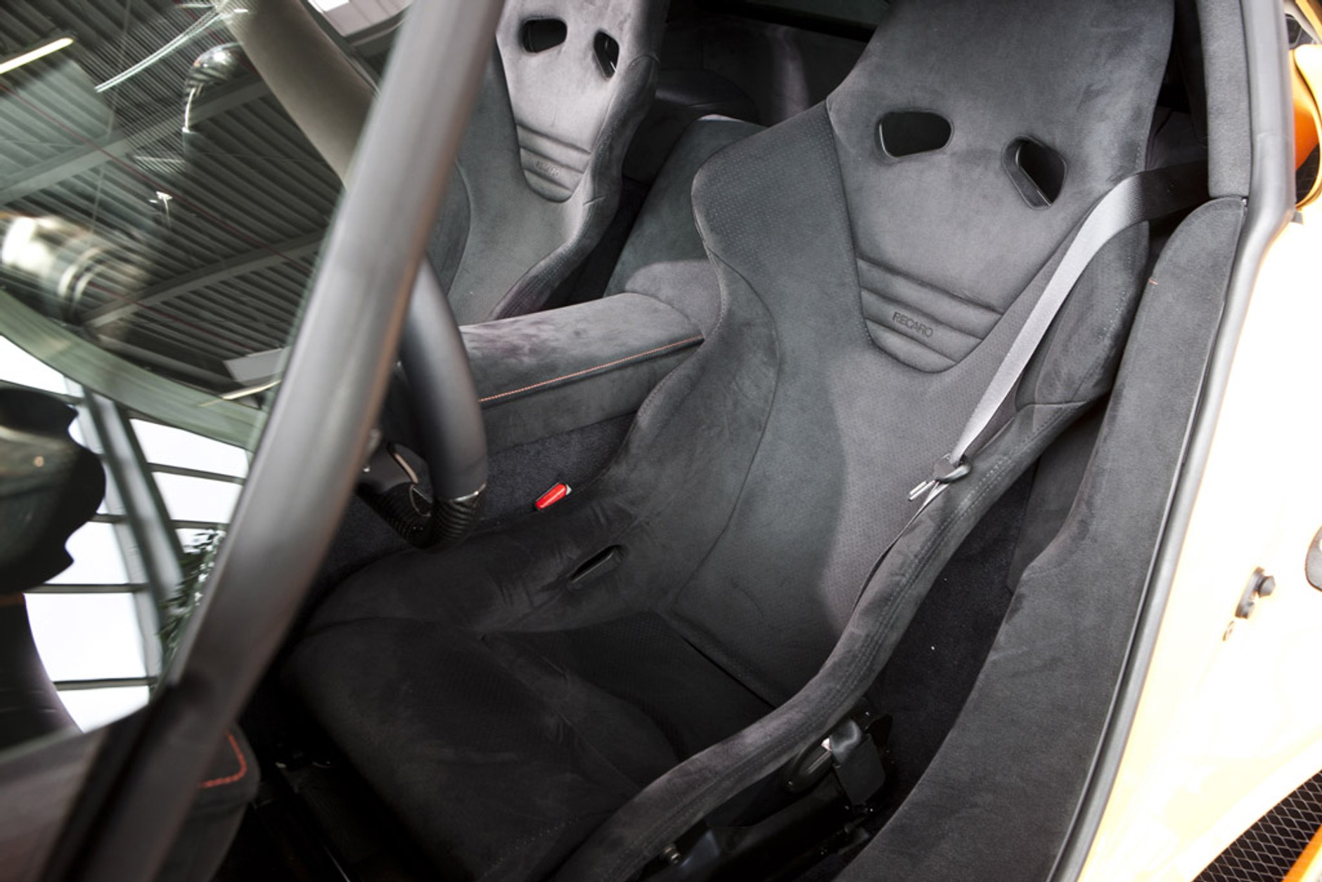 Lexus LFA Nurburgring Package: samochód z piekła rodem