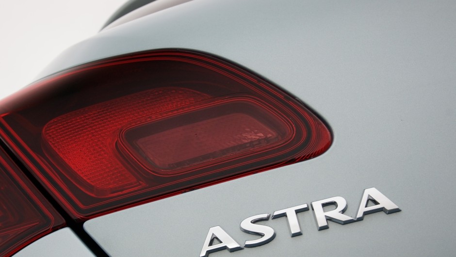 Opel Astra - 5 gwiazdek w testach Euro NCAP