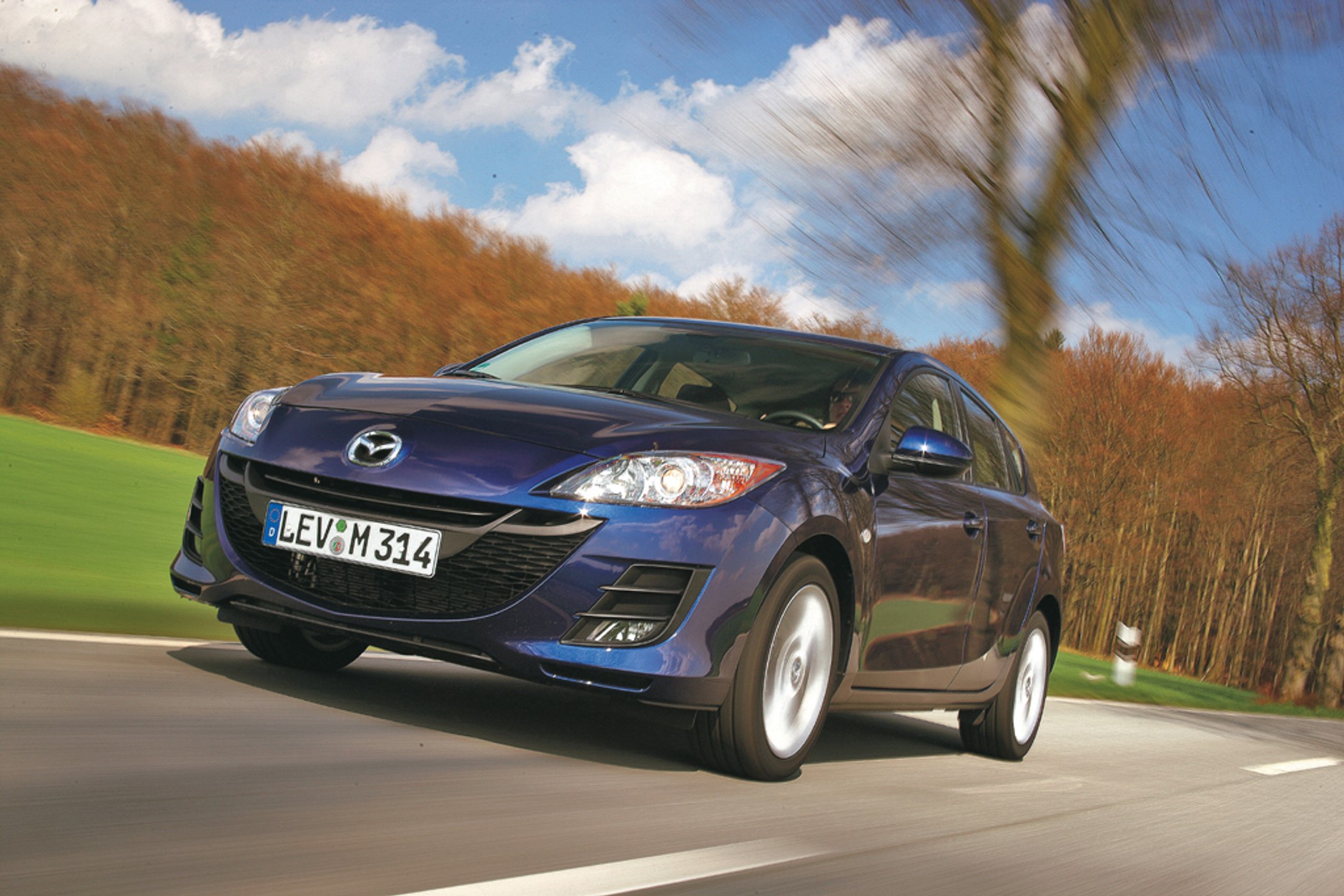 Szukamy kompaktu na którym rodzina będzie najbardziej polegać - Mazda 3 kontra Renault Megane, Ford Focus, Kia ceed i Honda Civic