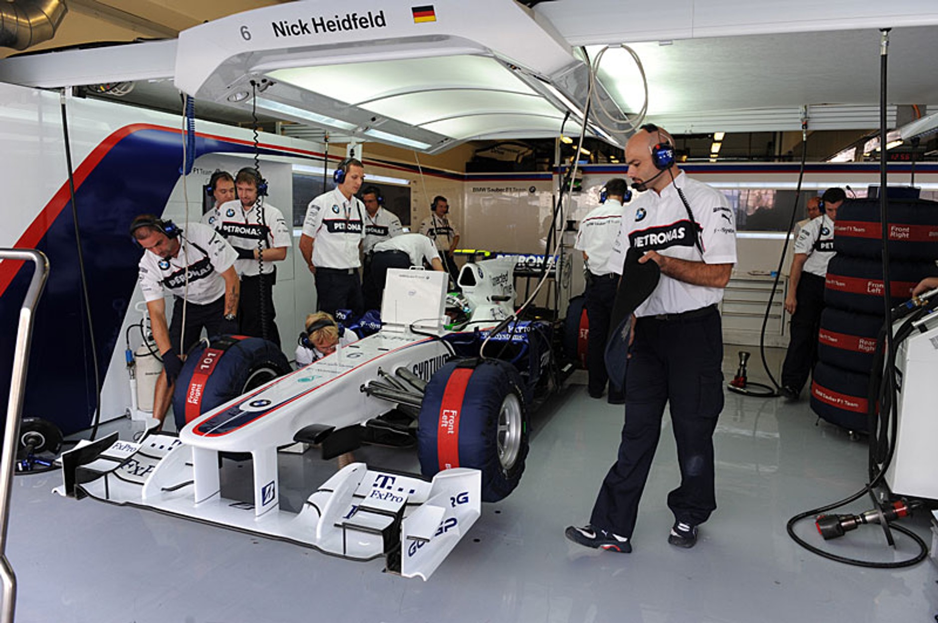 Grand Prix Abu Zabi 2009: czas pożegnań i rozstań (fotogaleria)