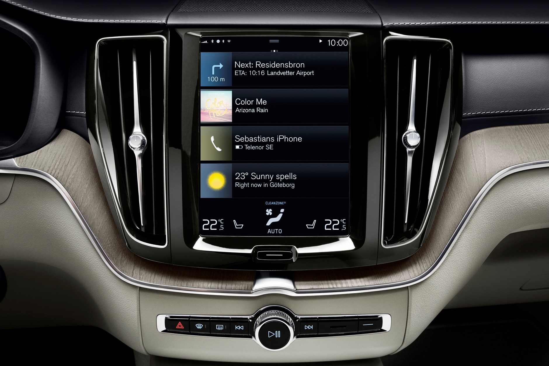 Zmodernizowany system Sensus w nowym Volvo XC60. Poprawiono czytelność ekranu i wprowadzono nowe sterowanie głosowe