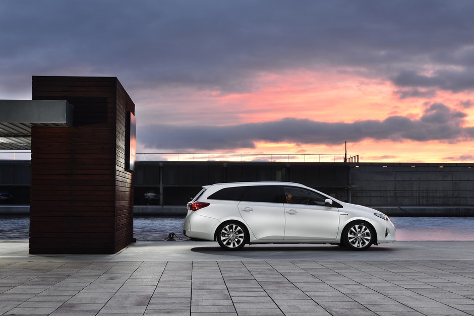 Genewa 2013: Toyota Auris kombi