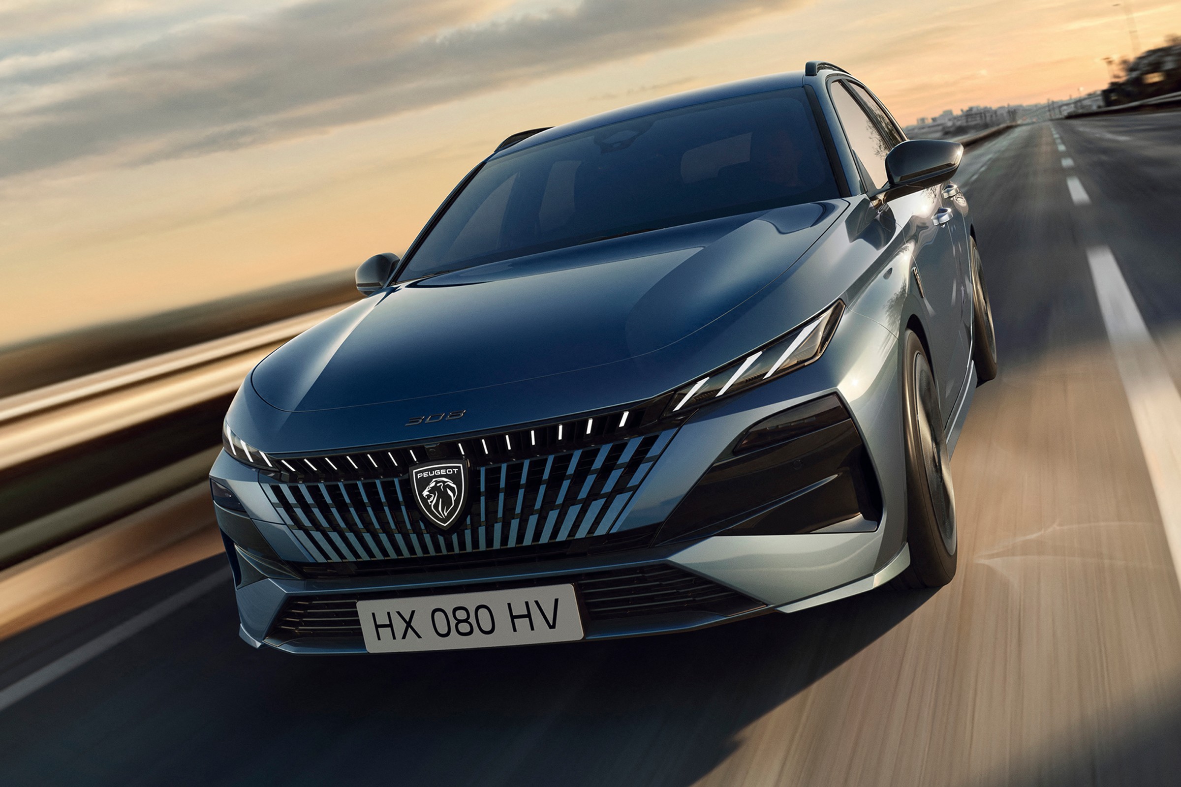 Peugeot 308 poddany liftingowi. Francuzi stawiają na świeży wygląd