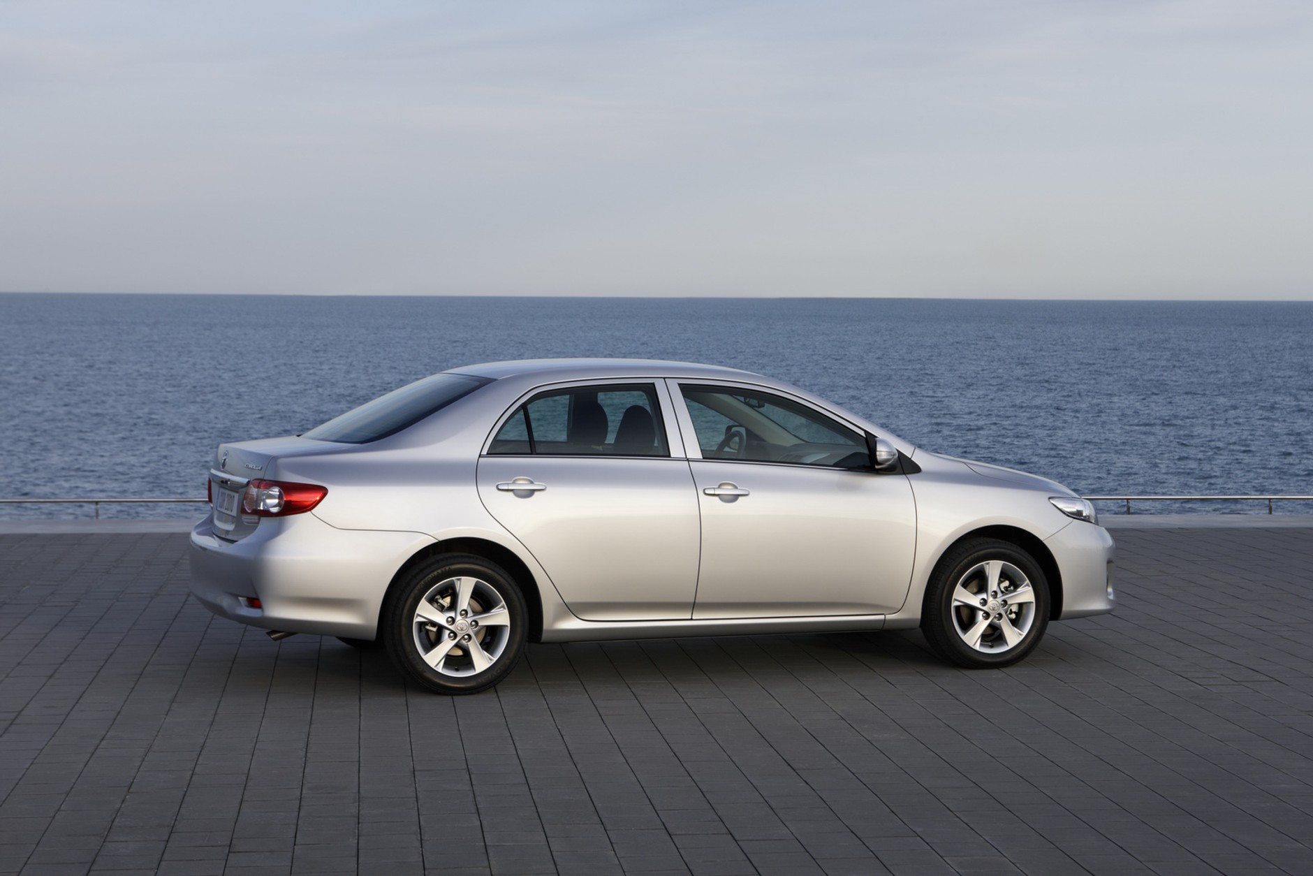 Nowa Toyota Corolla 2010 po faceliftingu